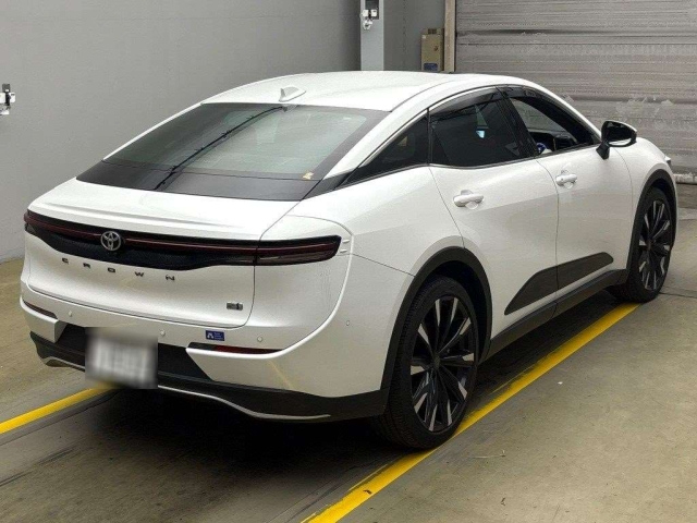TOYOTA CROWN CROSSOVER 2023