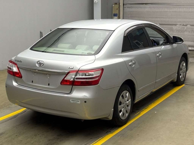 TOYOTA PREMIO 2014