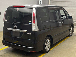 NISSAN SERENA 2011