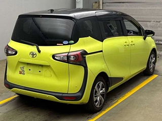 TOYOTA SIENTA 2019