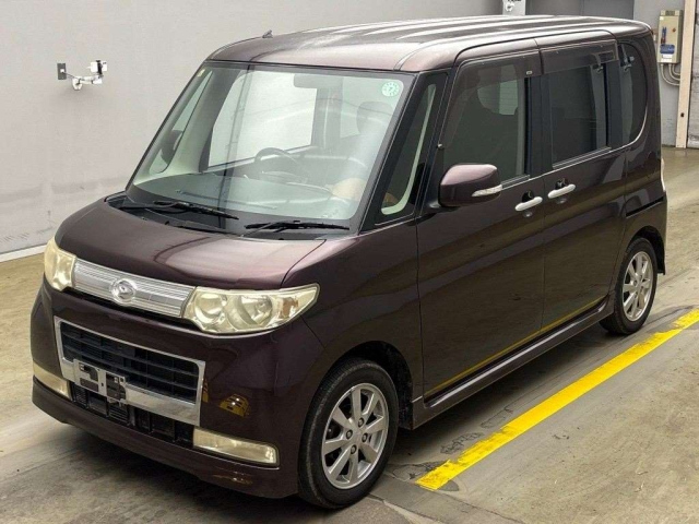 DAIHATSU TANTO 2008