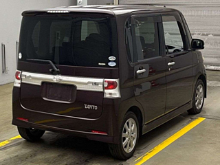 DAIHATSU TANTO 2008