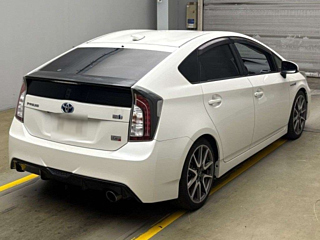 TOYOTA PRIUS 2012