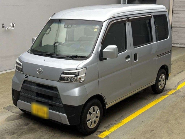 TOYOTA PIXIS VAN 2019