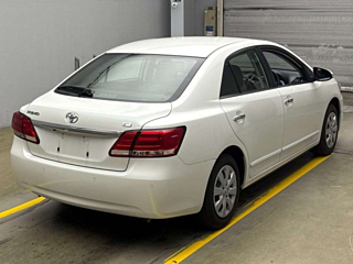 TOYOTA PREMIO 2020
