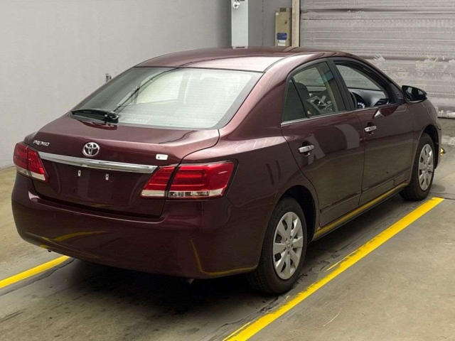 TOYOTA PREMIO 2020