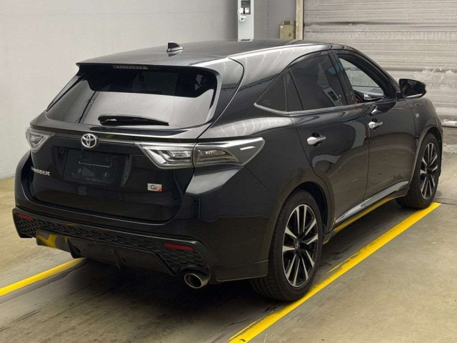 TOYOTA HARRIER 2017