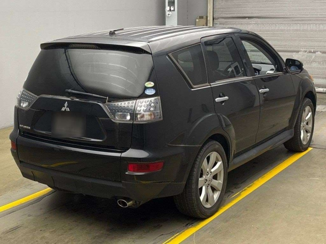 MITSUBISHI OUTLANDER 2010