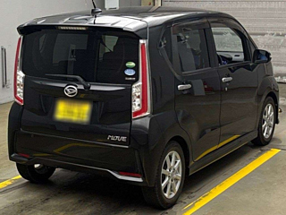 DAIHATSU MOVE 2015