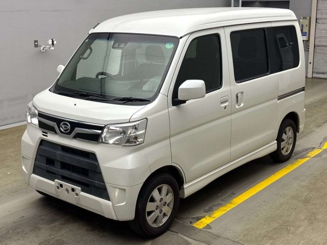 TOYOTA PIXIS VAN 2021