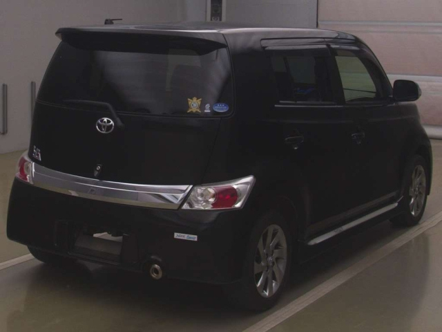 TOYOTA BB 2015