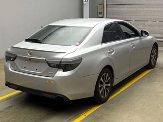 TOYOTA MARK X 2018
