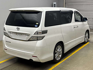 TOYOTA VELLFIRE 2009