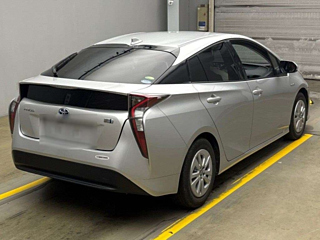 TOYOTA PRIUS 2018