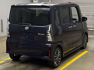 DAIHATSU TANTO 2024