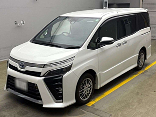 TOYOTA VOXY 2021