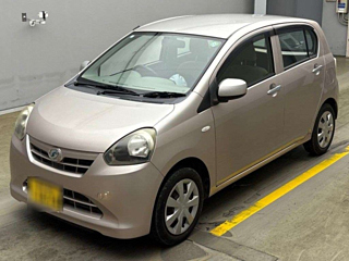 DAIHATSU MIRA E S 2013