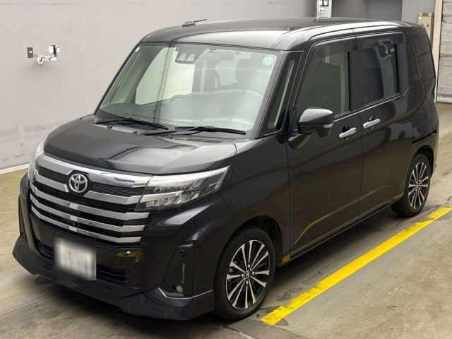 TOYOTA ROOMY 2021