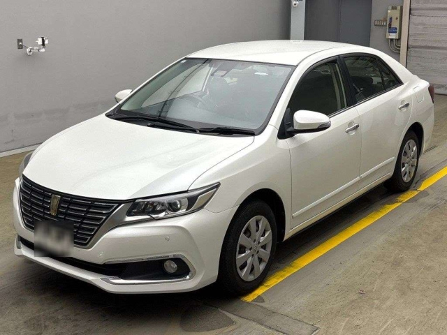 TOYOTA PREMIO 2020