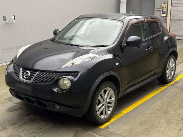 NISSAN JUKE 2010