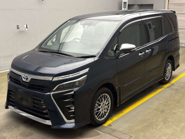TOYOTA VOXY 2020