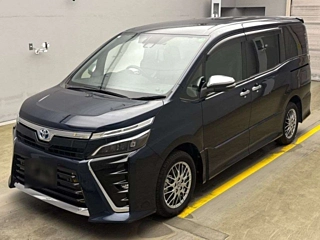 TOYOTA VOXY 2020