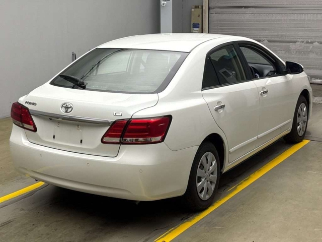 TOYOTA PREMIO 2020