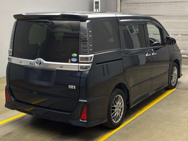 TOYOTA VOXY 2020