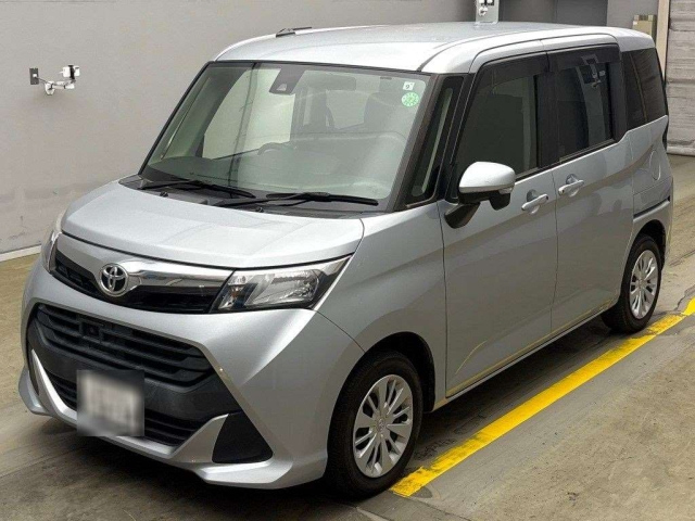 TOYOTA TANK 2017