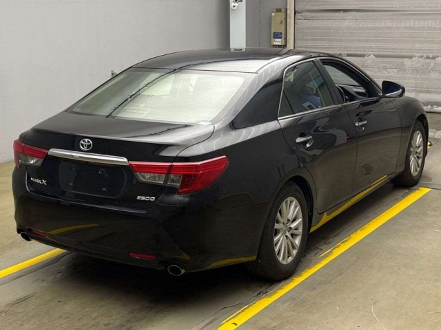 TOYOTA MARK X 2016