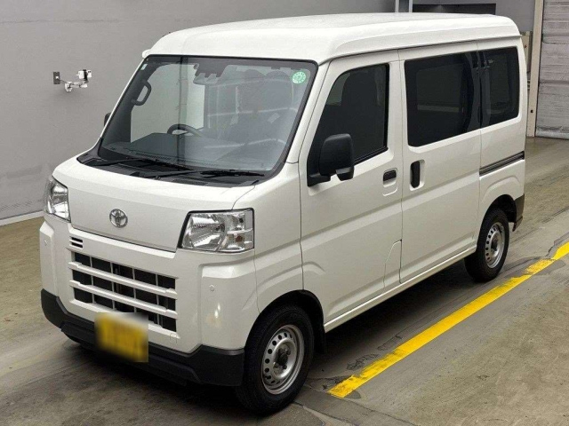 TOYOTA PIXIS VAN 2022