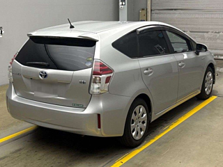 TOYOTA PRIUS ALPHA 2020