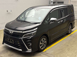 TOYOTA VOXY 2020