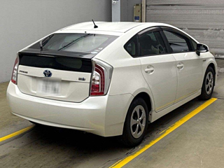 TOYOTA PRIUS 2012