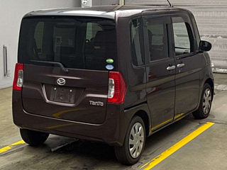 DAIHATSU TANTO 2018