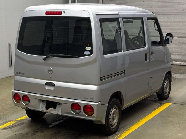 NISSAN CLIPPER VAN 2010