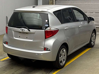 TOYOTA RACTIS 2011