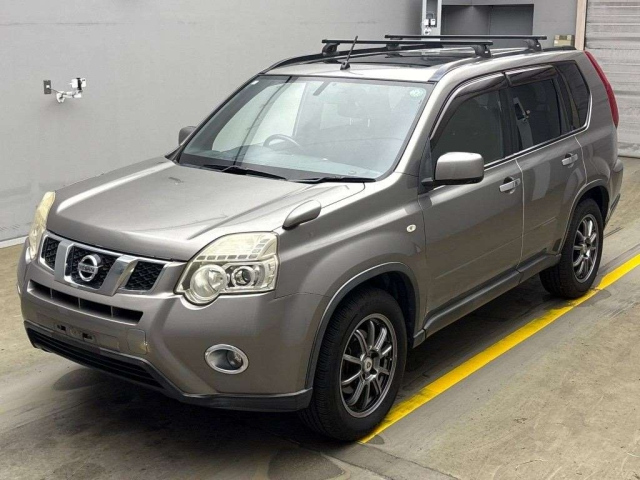 NISSAN X-TRAIL 2010