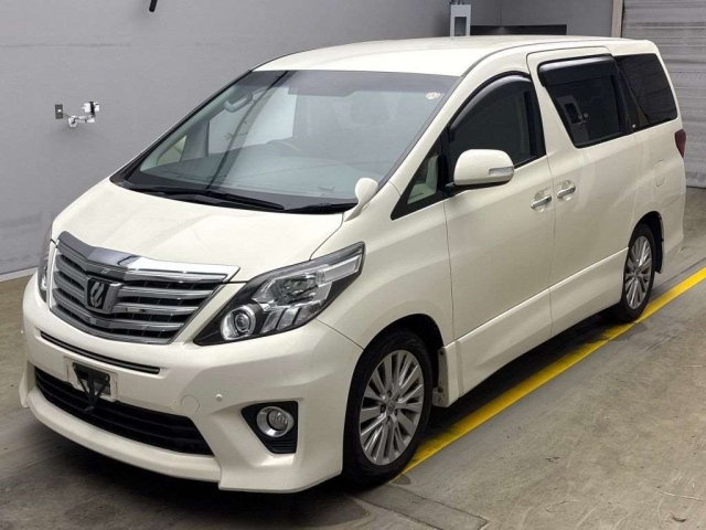 TOYOTA ALPHARD 2013