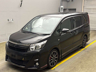 TOYOTA NOAH 2016