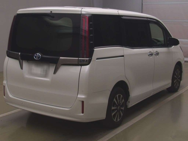 TOYOTA ESQUIRE 2021