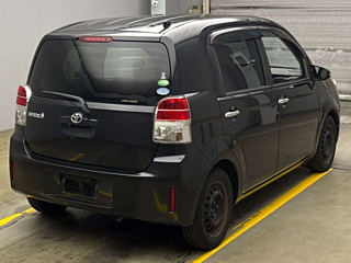 TOYOTA SPADE 2012