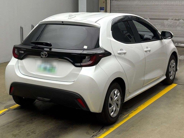 TOYOTA YARIS 2024