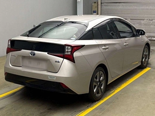 TOYOTA PRIUS 2019
