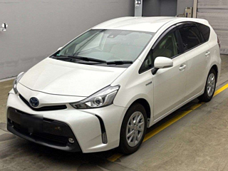 TOYOTA PRIUS ALPHA 2018