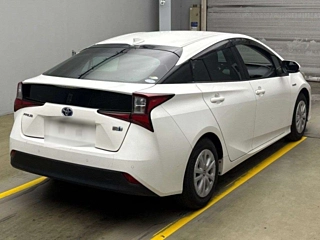 TOYOTA PRIUS 2019