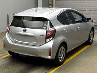TOYOTA AQUA 2020