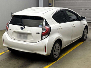 TOYOTA AQUA 2018