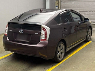 TOYOTA PRIUS 2012