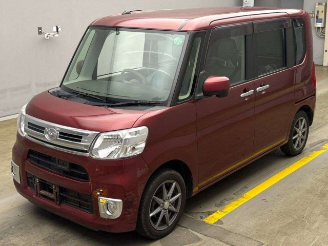DAIHATSU TANTO 2014